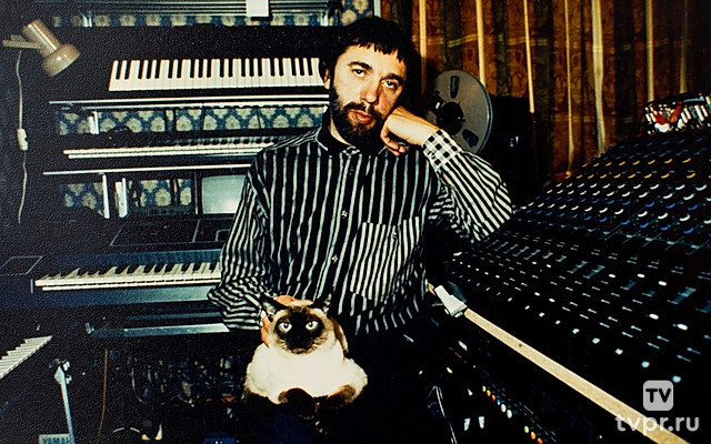 Эдуард Артемьев. В своём фантастическом мире