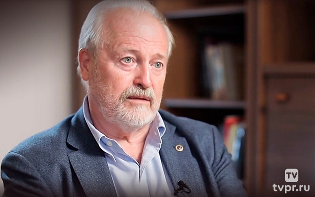 Баня, водка, гармонь, Голливуд