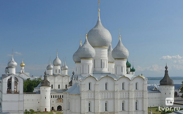 Ростовский кремль. Портал сквозь века