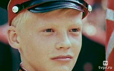 Алые погоны