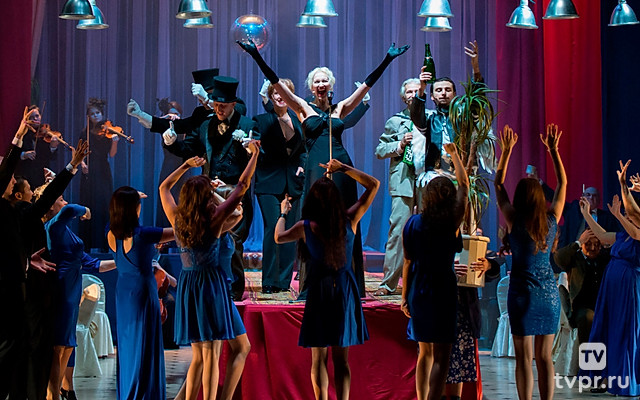 Зойкина квартира