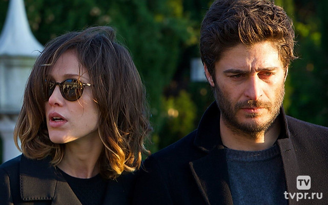 Красная дверь