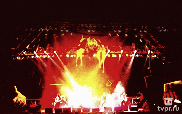 Фильм-концерт группы «Король и Шут». «Мертвый Анархист», Москва '2002