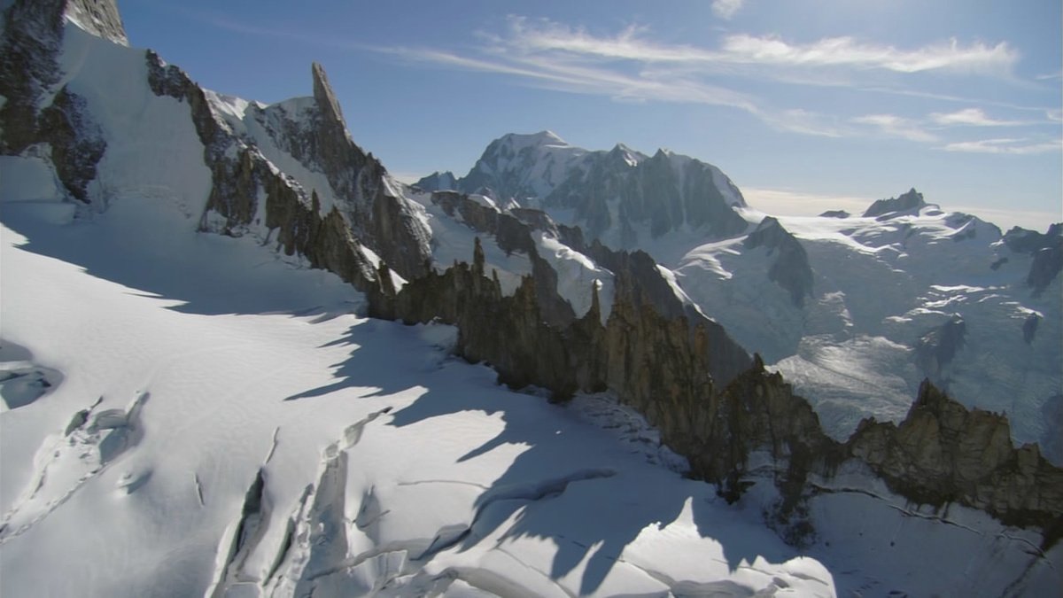 Which mountains are higher. Горы видео. Земля ббс Планета горы. Горы видео для детей. Видео под музыку в горах.