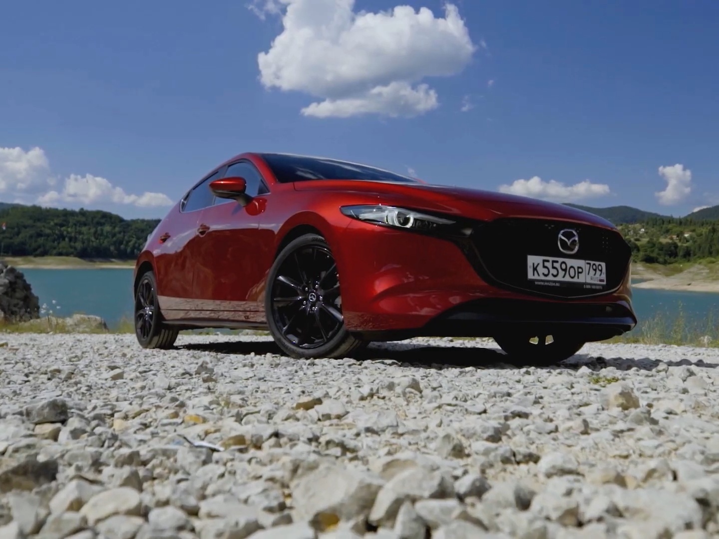 Тест mazda. Тест драйв автомобилей. Тест драйв машины. Мазда фото Сити драйв. Омода с5 фото авто тест драйв.