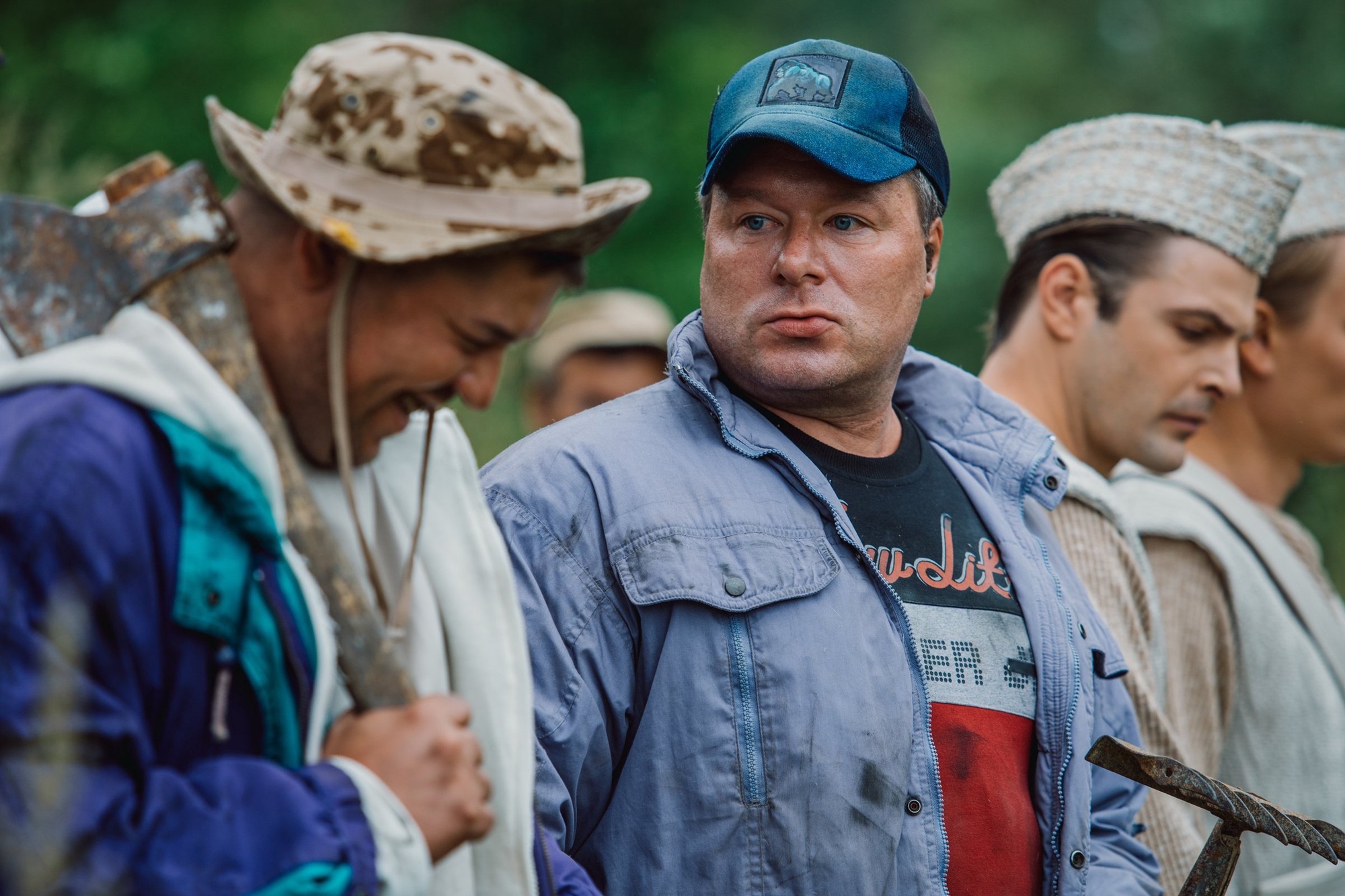 Два холма дата выхода. Два холма кадры из фильма. Пелагея Невзорова два холма. Никита Кологривый два холма. Два холма сериал Антонова.